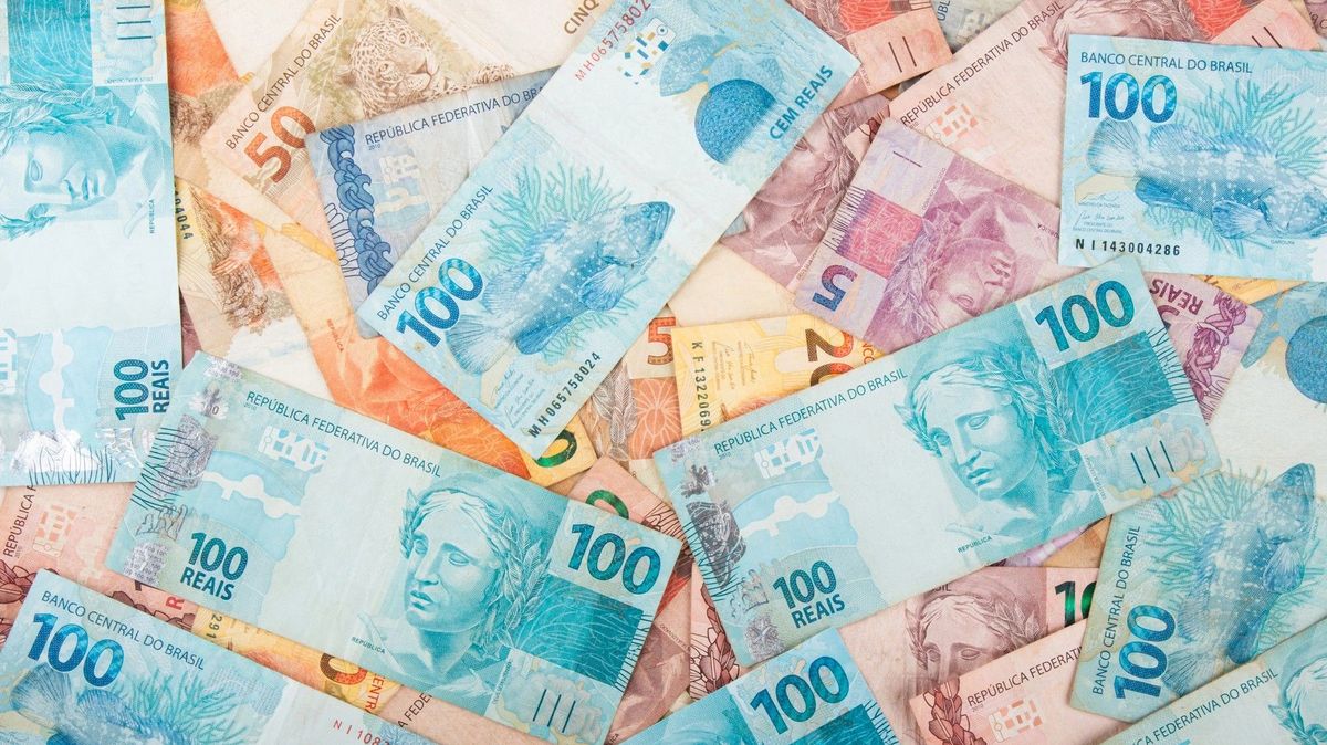 Drogoví mafiáni prali peníze. Doslova, protože bankovky v úkrytu chytly plíseň